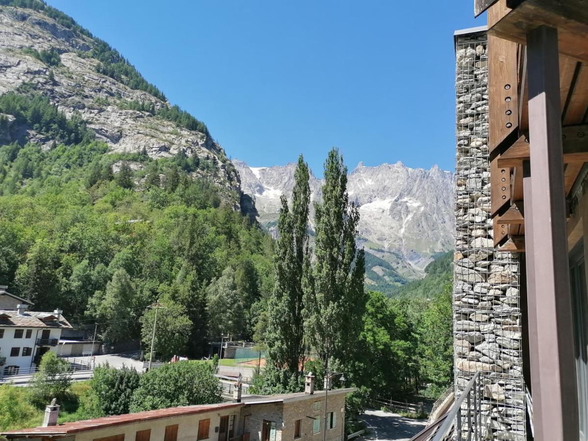 Loft In Courmayeur Exterior photo